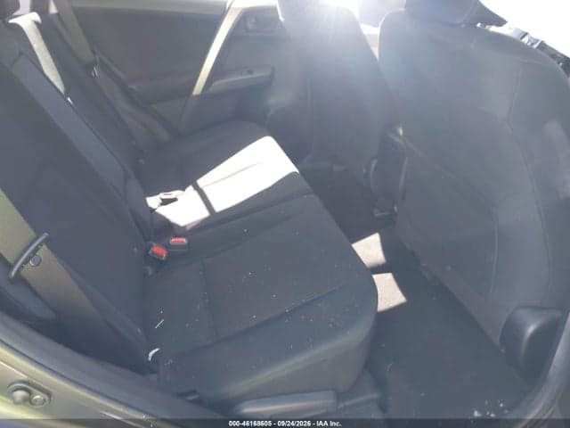 2017 TOYOTA RAV4 LE 8