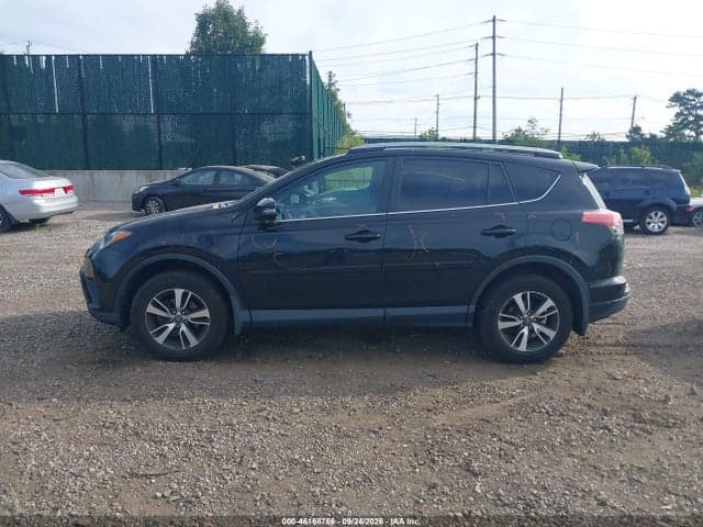 2018 TOYOTA RAV4 XLE 14