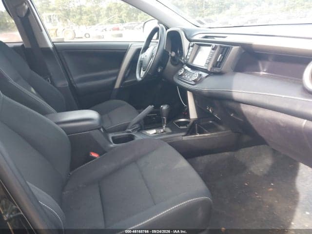 2018 TOYOTA RAV4 XLE 5