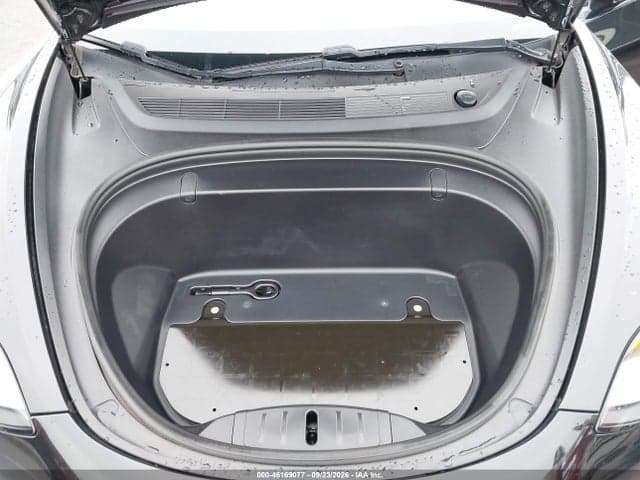 2019 TESLA MODEL 3 LONG RANGE/PERFORMANCE 10