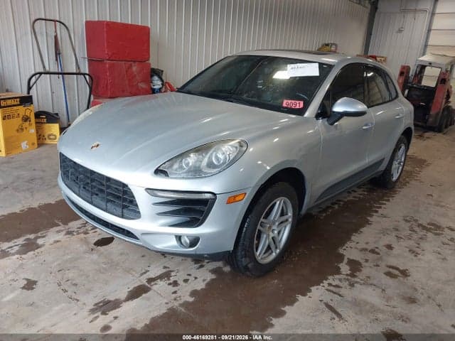2017 PORSCHE MACAN 2
