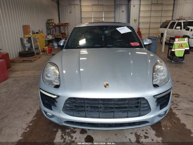 2017 PORSCHE MACAN 6
