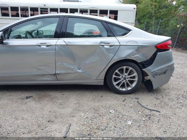 2020 FORD FUSION SE 6