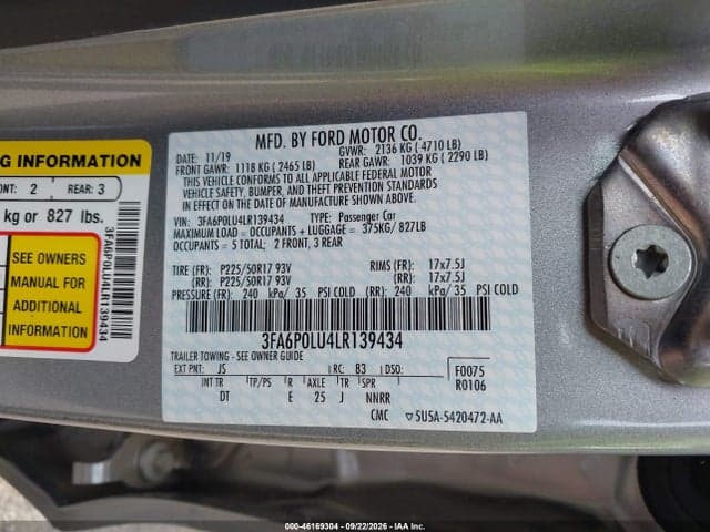 2020 FORD FUSION SE 9