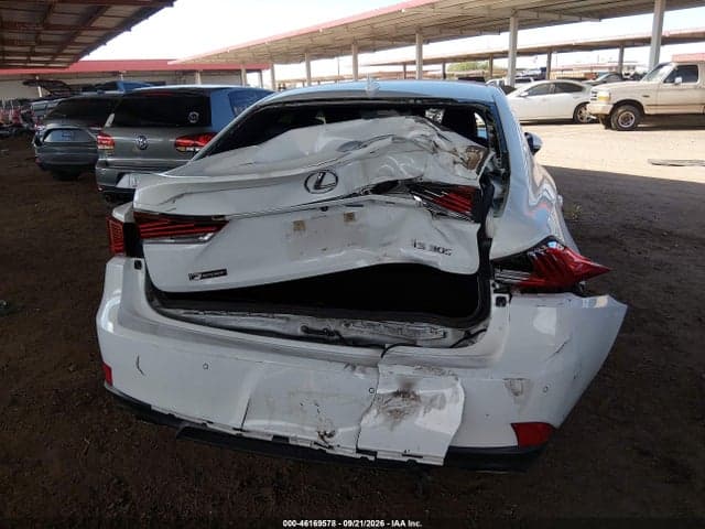 2019 LEXUS IS 300 6