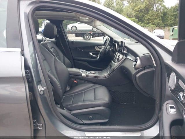 2017 MERCEDES-BENZ C 300 4MATIC 5