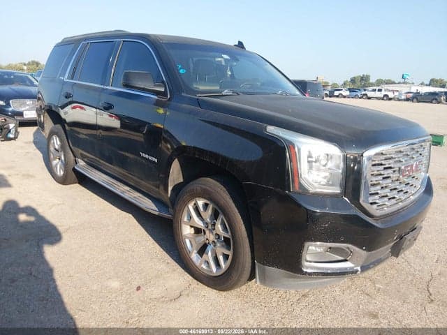 2017 GMC YUKON SLE 1