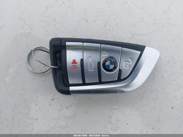 2022 BMW X5 XDRIVE45E 11