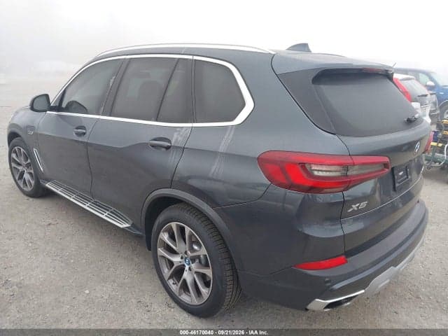 2022 BMW X5 XDRIVE45E 3