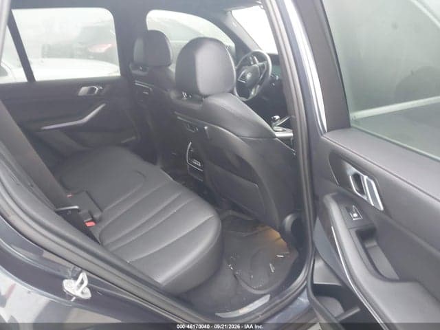 2022 BMW X5 XDRIVE45E 8