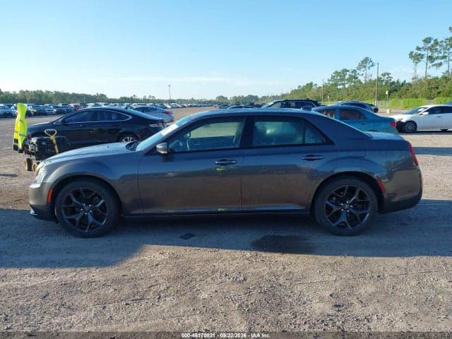 2021 CHRYSLER 300 14