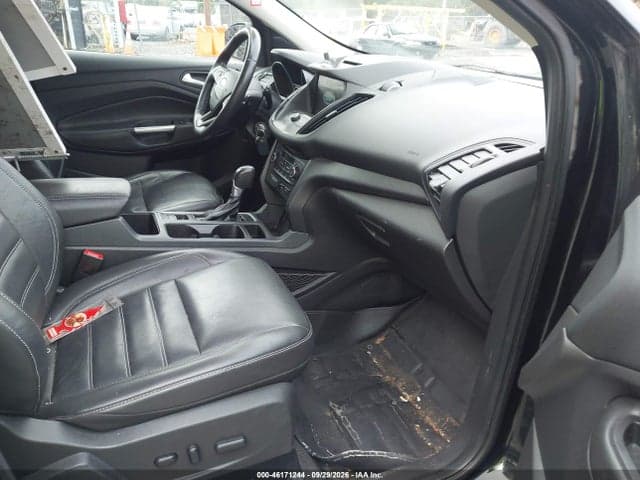 2017 FORD ESCAPE SE 5