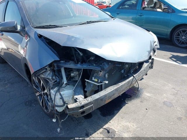2017 TOYOTA COROLLA SE 6