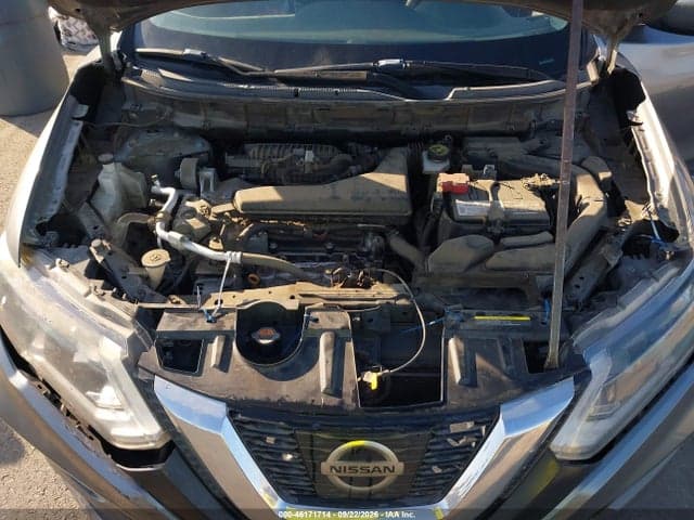 2017 NISSAN ROGUE 10