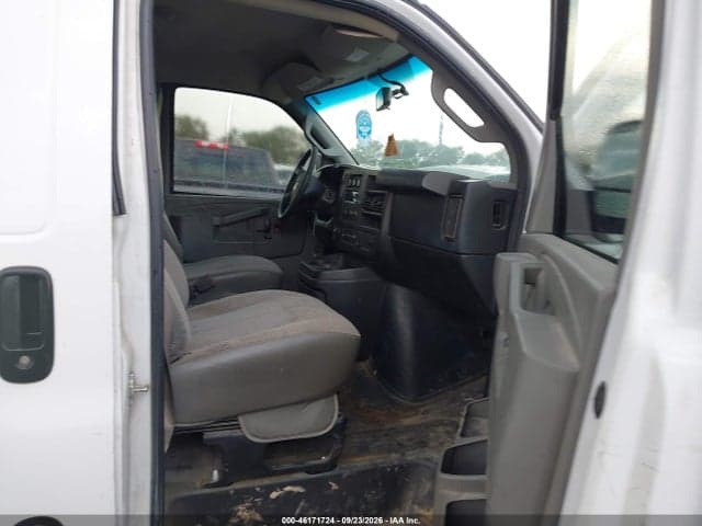 2018 CHEVROLET EXPRESS 2500 WORK VAN 5