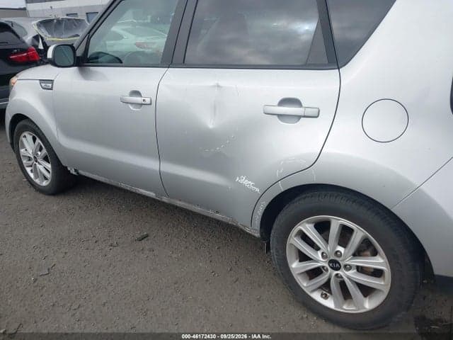 2018 KIA SOUL + 6