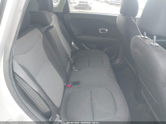 2018 KIA SOUL + 8