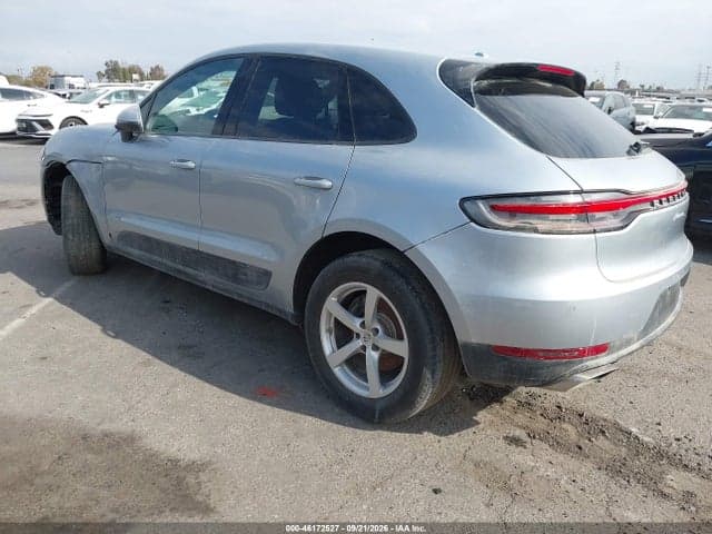 2021 PORSCHE MACAN 3
