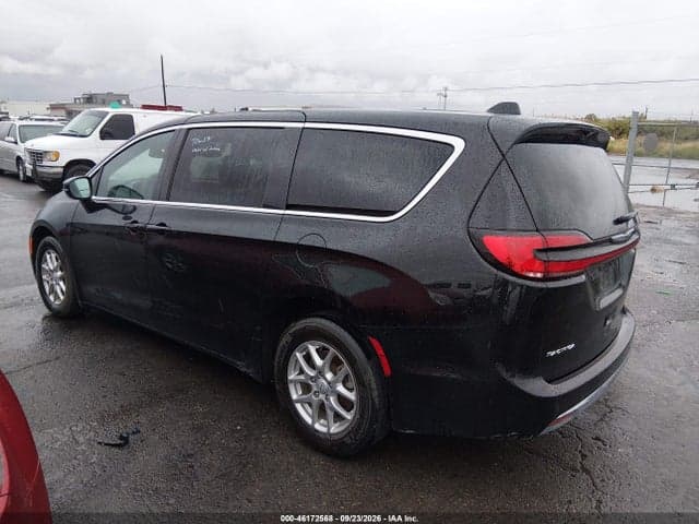 2025 CHRYSLER PACIFICA SELECT 15