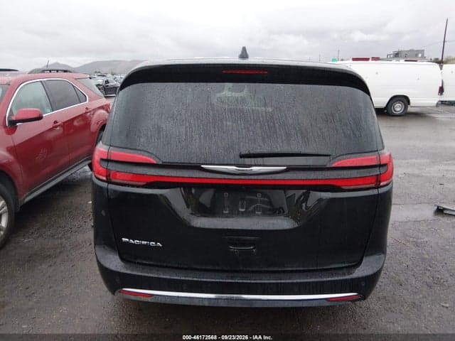 2025 CHRYSLER PACIFICA SELECT 17
