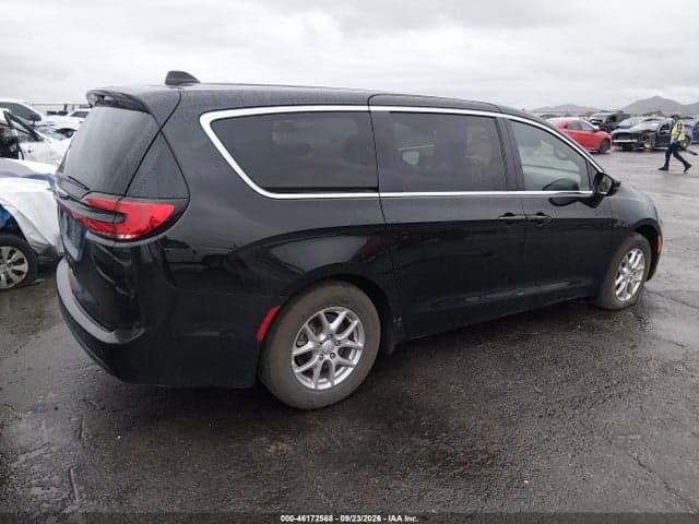 2025 CHRYSLER PACIFICA SELECT 4
