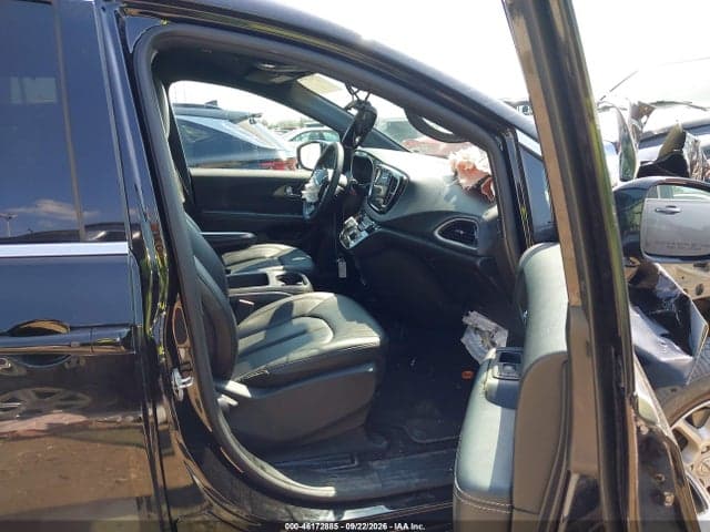 2025 CHRYSLER PACIFICA SELECT 5