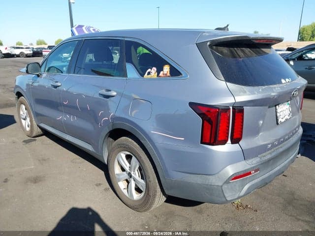2021 KIA SORENTO LX 3