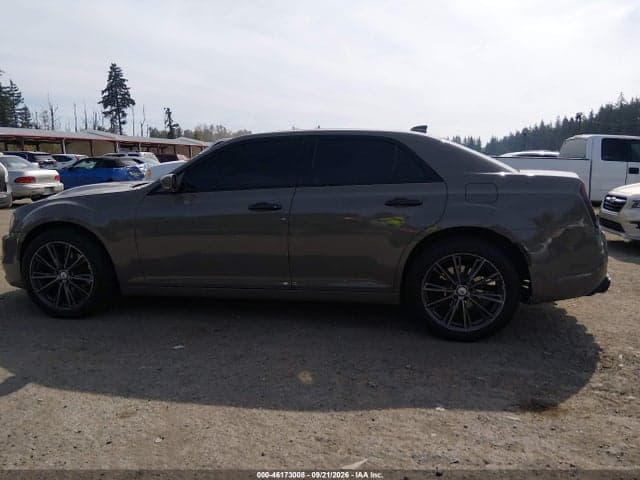 2019 CHRYSLER 300 300S AWD 14
