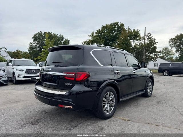 2021 INFINITI QX80 LUXE 4