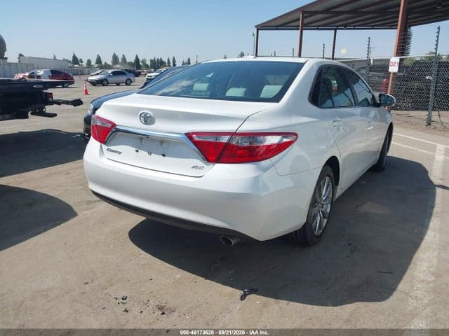 2017 TOYOTA CAMRY XLE 4