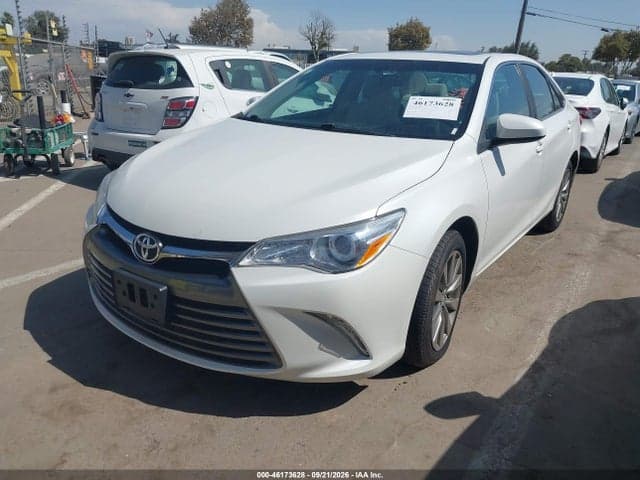 2017 TOYOTA CAMRY XLE 6