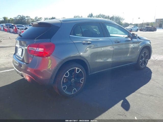 2020 MERCEDES-BENZ GLA 250 4