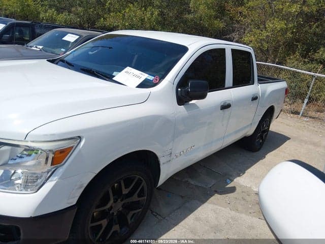 2017 NISSAN TITAN S 14
