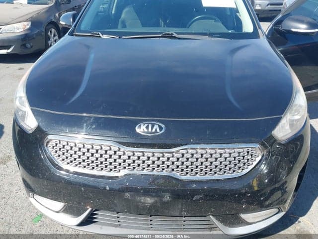 2017 KIA NIRO EX 6