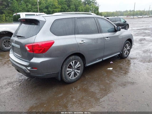 2017 NISSAN PATHFINDER S 4