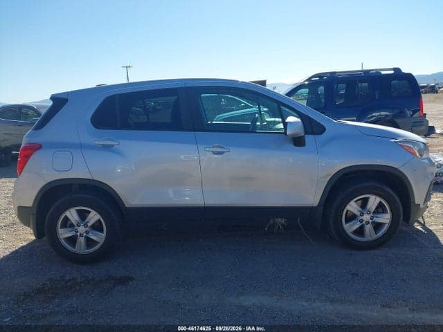 2020 CHEVROLET TRAX AWD LS 13