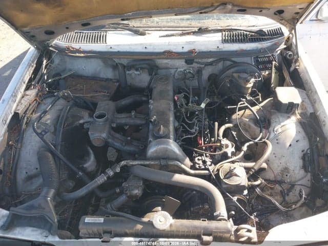 1982 MERCEDES-BENZ 240 D 10
