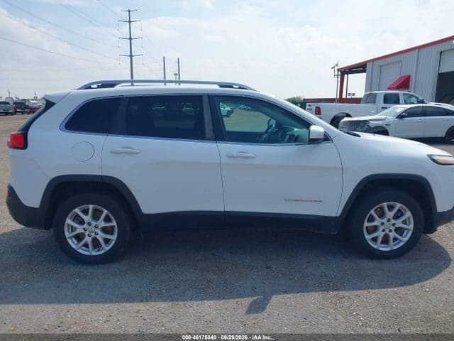 2018 JEEP CHEROKEE LATITUDE 4X4 13