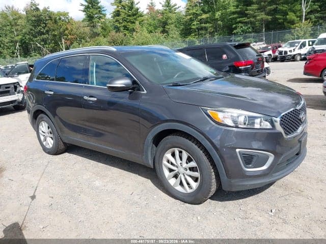 2017 KIA SORENTO 2.4L LX 1