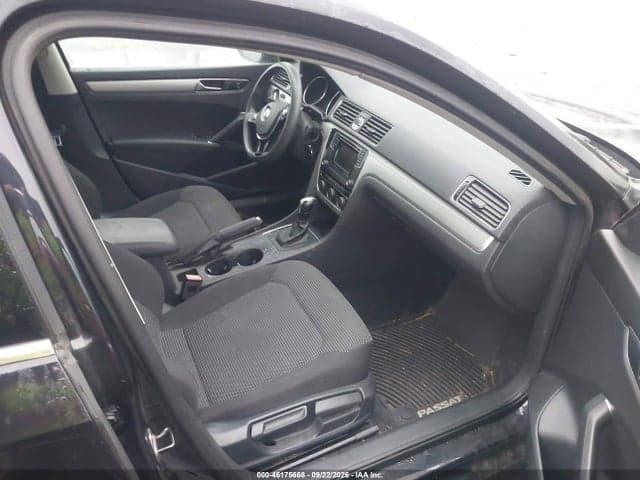 2017 VOLKSWAGEN PASSAT 1.8T S 5