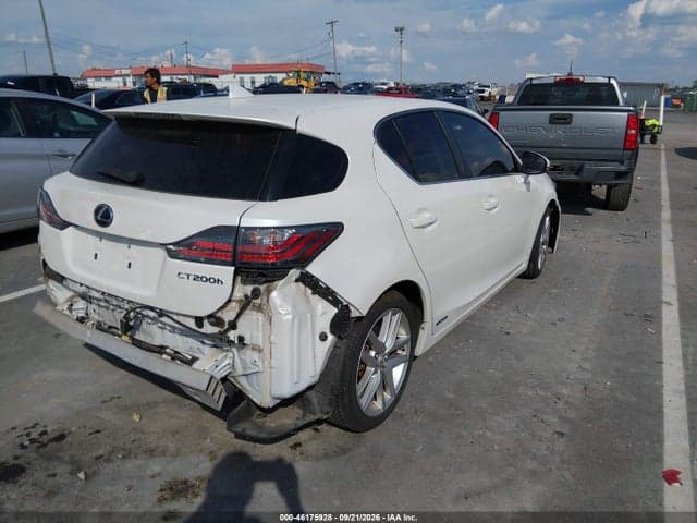 2017 LEXUS CT 200H 4