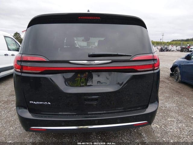 2025 CHRYSLER PACIFICA SELECT 16