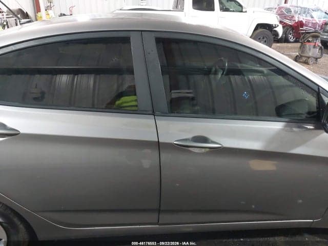 2017 HYUNDAI ACCENT SE 13