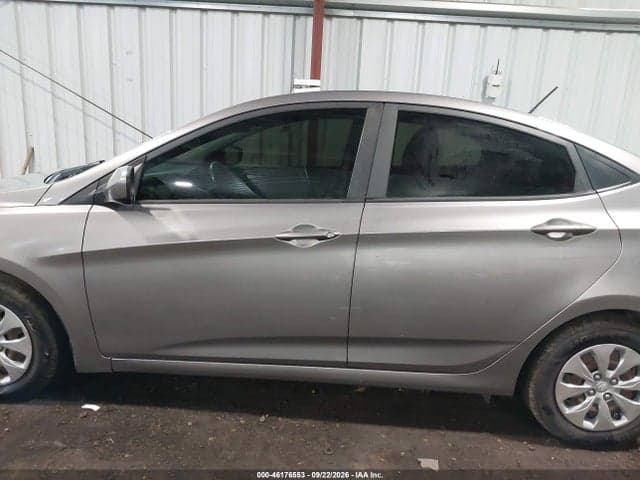 2017 HYUNDAI ACCENT SE 14