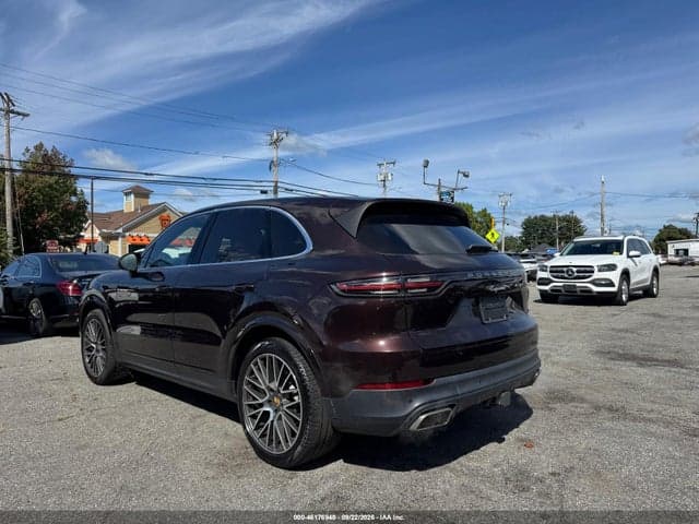 2021 PORSCHE CAYENNE 3
