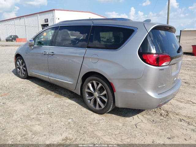 2018 CHRYSLER PACIFICA LIMITED 3
