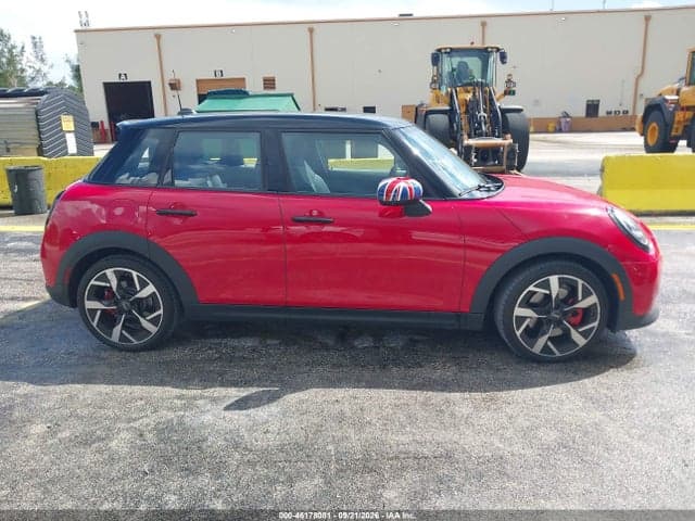 2025 MINI HARDTOP COOPER S 13