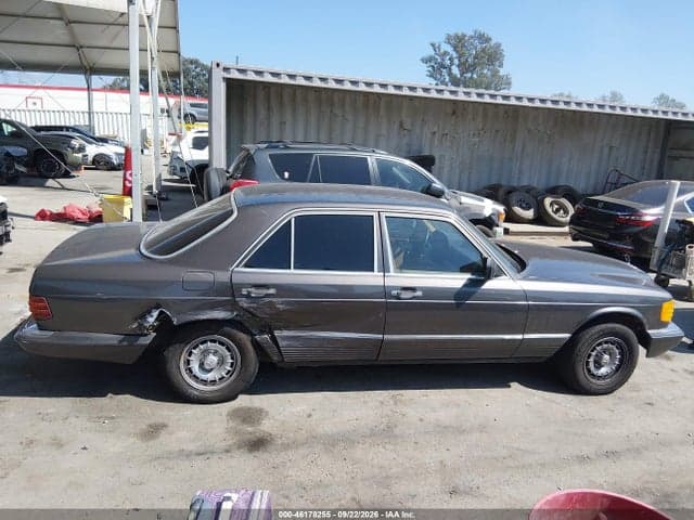 1983 MERCEDES-BENZ 300 SD 13
