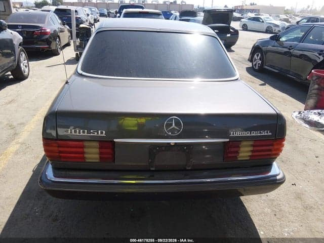 1983 MERCEDES-BENZ 300 SD 16