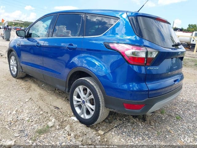 2017 FORD ESCAPE SE 3